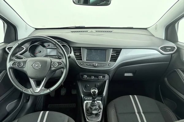Opel Crossland (2023) — foto 7 van 29