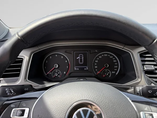VOLKSWAGEN T-Roc (2021) — foto 21 van 21