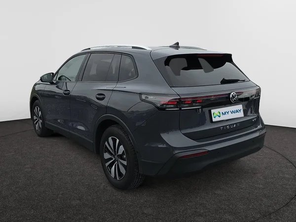 VOLKSWAGEN Tiguan (2026) — foto 16 van 22