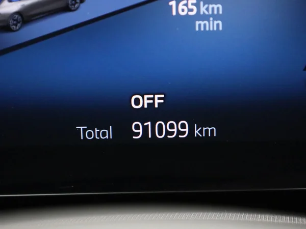 BMW i5 (2024) — foto 8 van 55