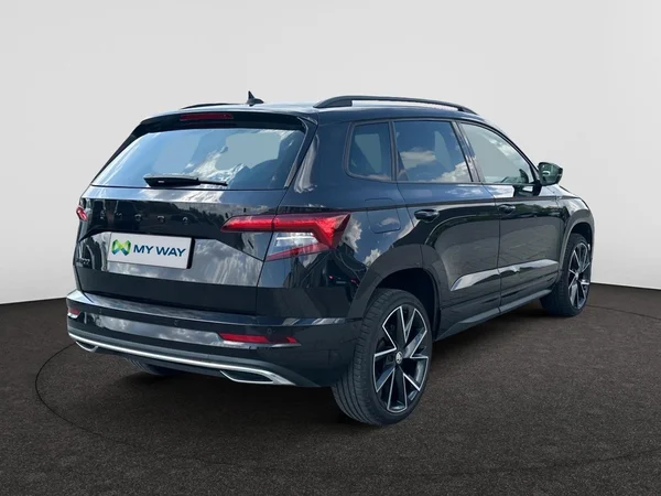 SKODA Karoq Dsl (2020) — foto 2 van 8
