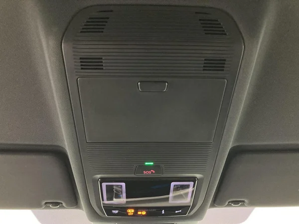 VOLKSWAGEN Tiguan (2025) — foto 16 van 33