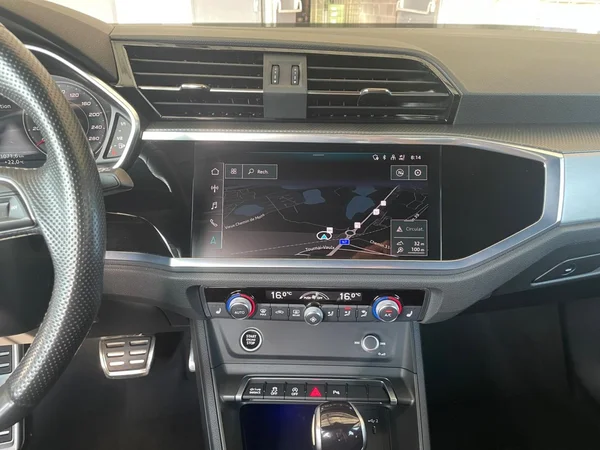 AUDI Q3 Sportback (2023) — foto 4 van 20