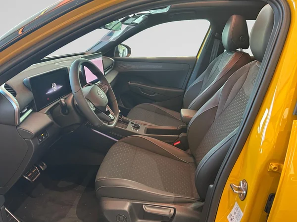 VOLKSWAGEN T-Roc (2026) — foto 24 van 24