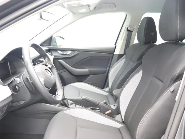 SKODA Kamiq (2024) — foto 15 van 17