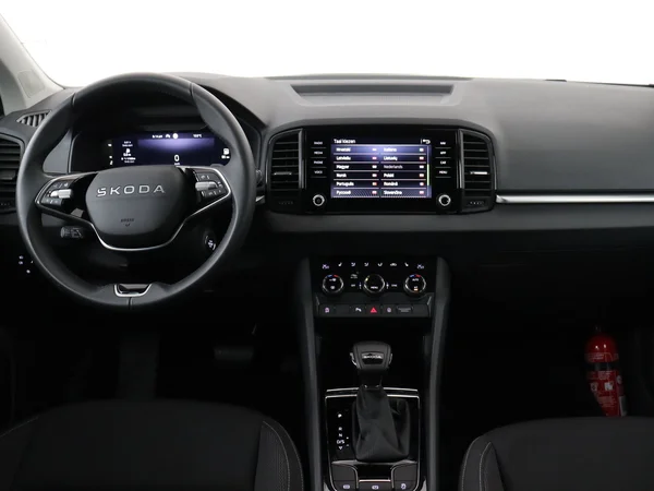 SKODA Karoq (2025) — foto 15 van 18