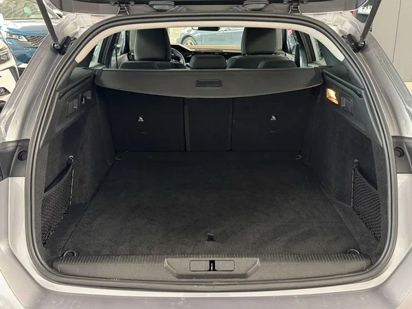 Peugeot 308 SW (2023) — foto 11 van 15