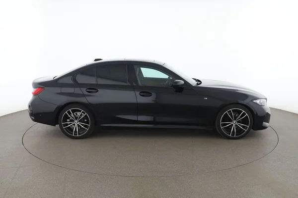 BMW 3-serie (2023) — foto 13 van 16