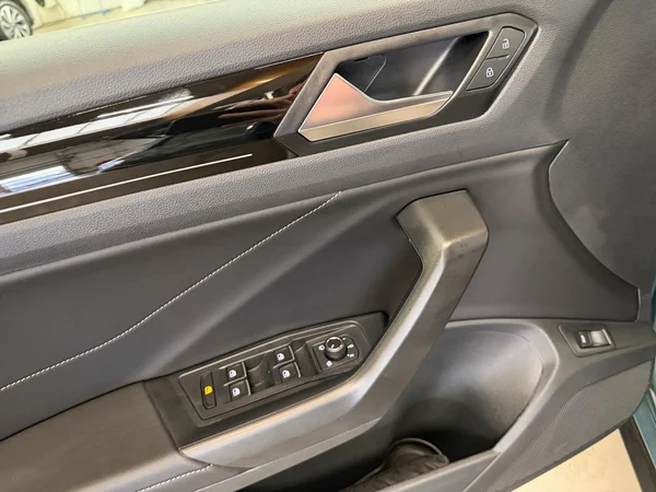 VOLKSWAGEN T-Roc (2026) — foto 7 van 24