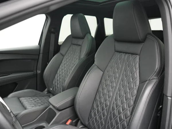 AUDI Q4 e-tron (2021) — foto 31 van 33