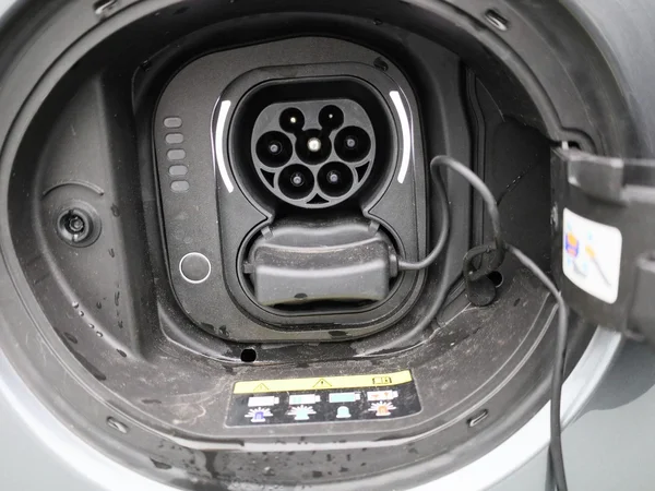 Fiat 500e (2023) — foto 33 van 44