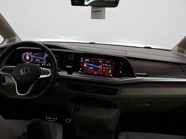Volkswagen Multivan (2025) — foto 4 van 29