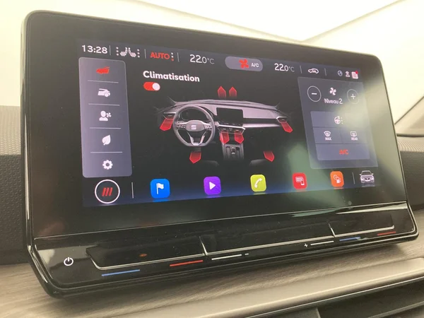 SEAT Leon ST (2021) — foto 5 van 36