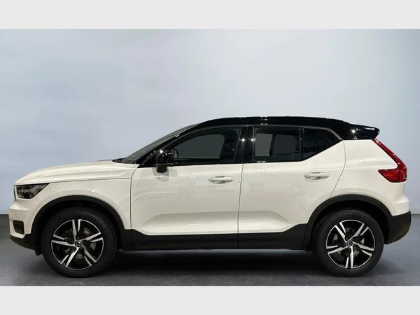 Volvo XC40 (2018) — foto 28 van 30