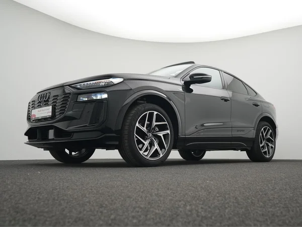 AUDI Q6 Sportback e-tron (2025) — foto 23 van 34