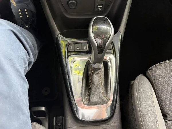 OPEL Crossland X Dsl (2020) — foto 11 van 22