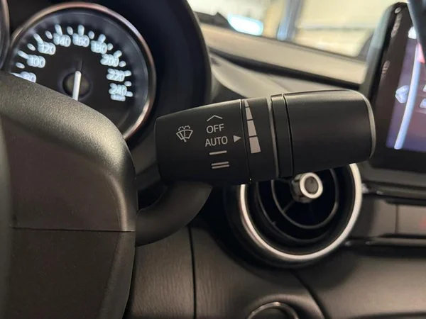 MAZDA MX-5 (2023) — foto 16 van 27