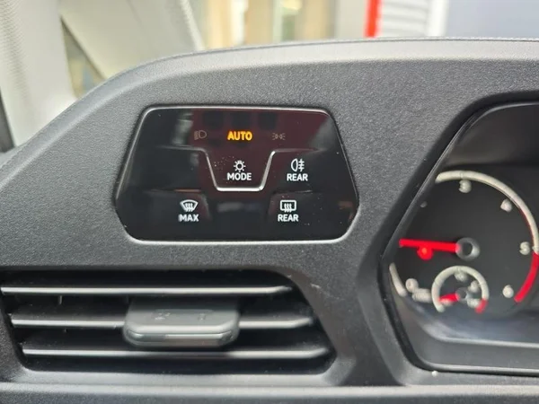 VOLKSWAGEN Caddy Maxi Dsl (2022) — foto 20 van 32