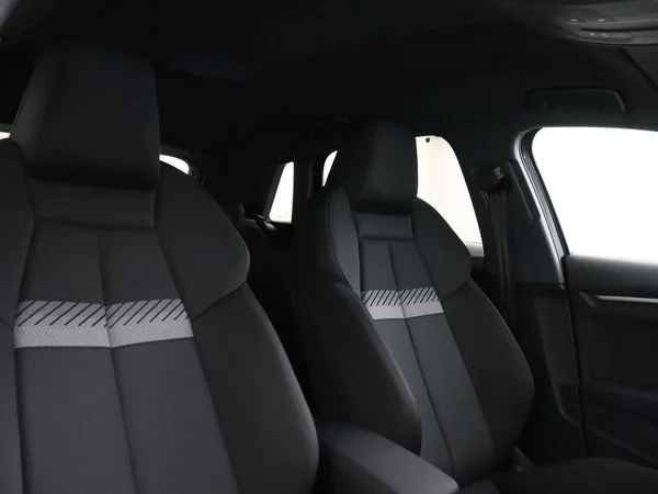 AUDI A3 Sportback (2025) — foto 16 van 18