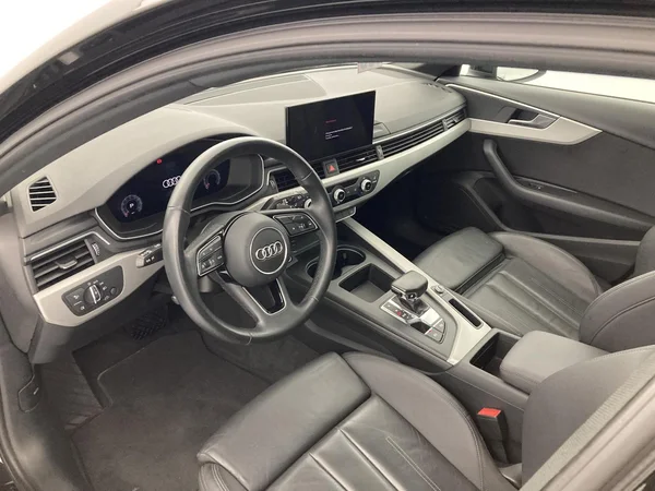 AUDI A4 Avant (2022) — foto 34 van 36