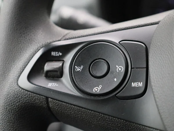 Opel Combo Life (2022) — foto 15 van 36