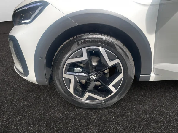VOLKSWAGEN Taigo (2025) — foto 9 van 12