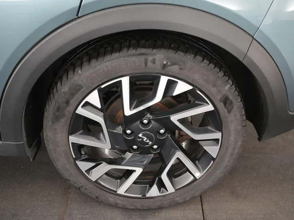 Kia XCeed (2024) — foto 6 van 31