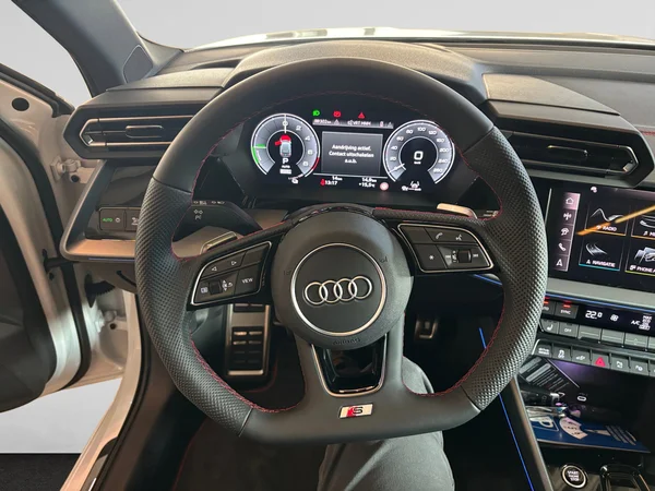 AUDI A3 Sportback PHEV (2025) — foto 14 van 24