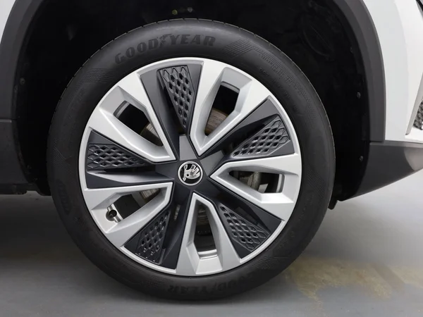 SKODA Karoq (2024) — foto 17 van 20