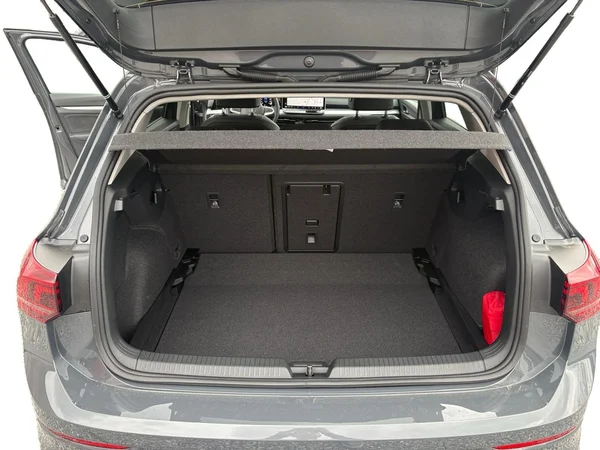 VOLKSWAGEN Golf VIII (2026) — foto 2 van 19