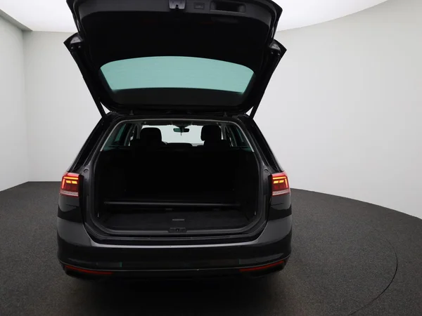Volkswagen Passat (2024) — foto 5 van 44