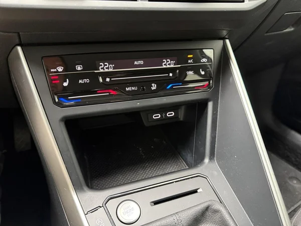 VOLKSWAGEN Taigo (2025) — foto 18 van 31