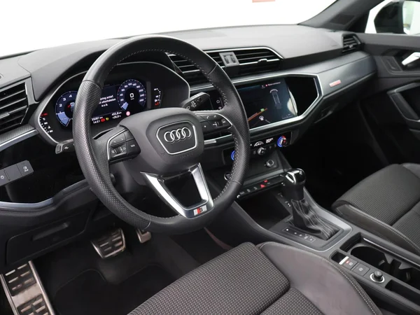 AUDI Q3 Sportback (2020) — foto 25 van 25