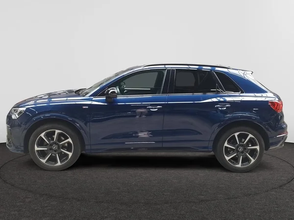 AUDI Q3 (2024) — foto 12 van 22