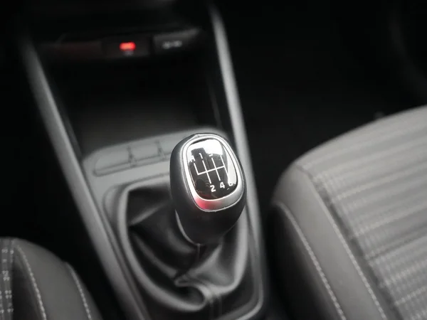 Kia Stonic (2025) — foto 2 van 21