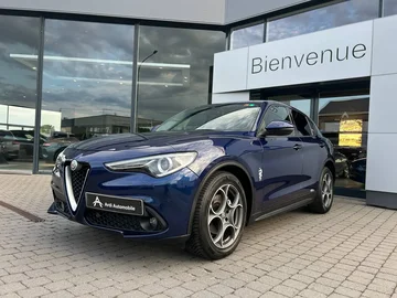 Alfa Romeo Stelvio ef9ced46-8458-4595-843c-9d888872f298