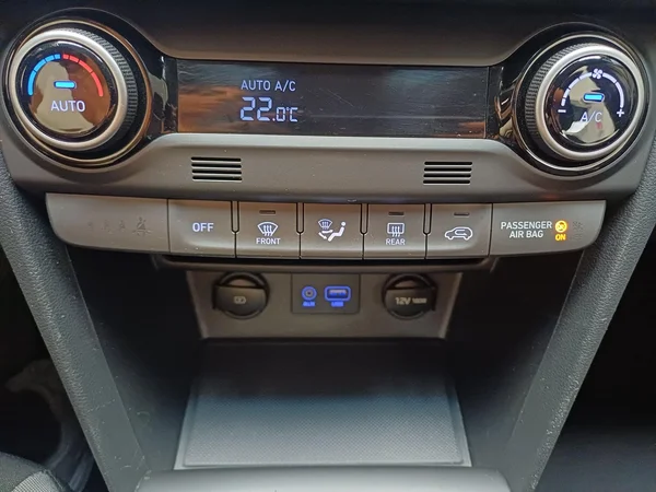 Hyundai Kona (2021) — foto 17 van 28
