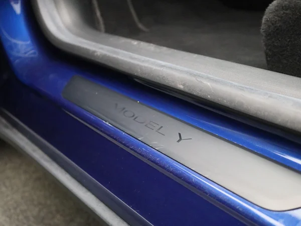 Tesla Model Y (2023) — foto 39 van 52
