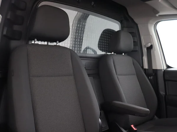 VOLKSWAGEN Caddy Maxi Cargo (2025) — foto 16 van 18