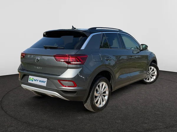 VOLKSWAGEN T-Roc (2024) — foto 13 van 19
