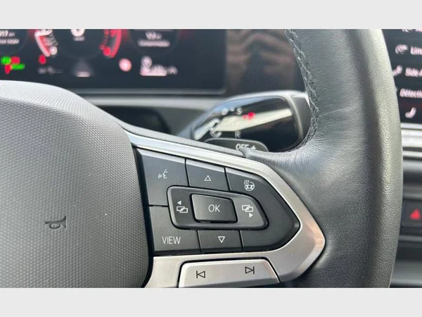 Volkswagen Tiguan (2024) — foto 17 van 29
