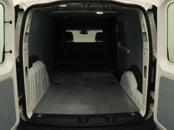 VOLKSWAGEN Caddy Maxi Cargo (2025) — foto 4 van 18