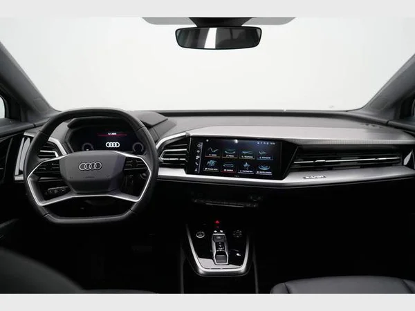 AUDI Q4 e-tron (2023) — foto 19 van 31
