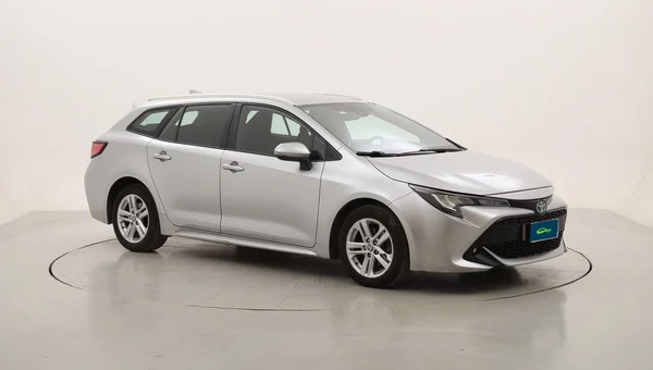 Toyota Corolla SW Hybrid (HEV) (2022) — foto 33 van 35