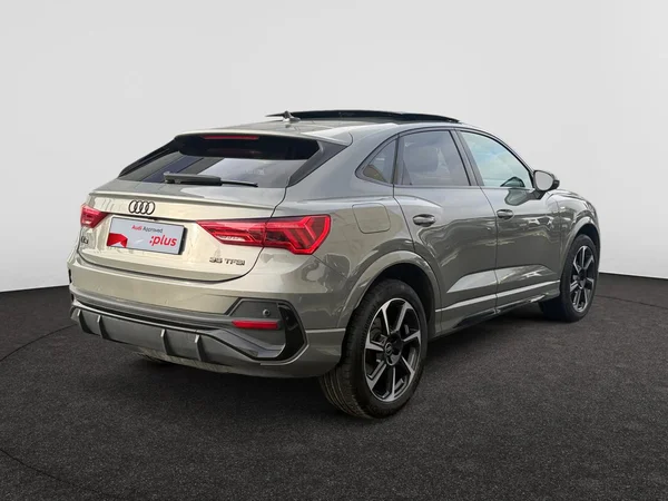 AUDI Q3 Sportback (2023) — foto 20 van 22