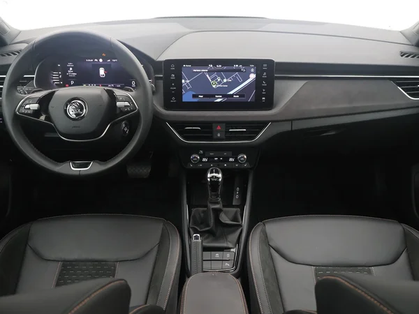 SKODA Scala (2024) — foto 3 van 20