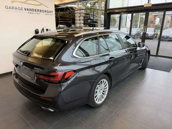BMW 5 Serie (2022) — foto 21 van 25