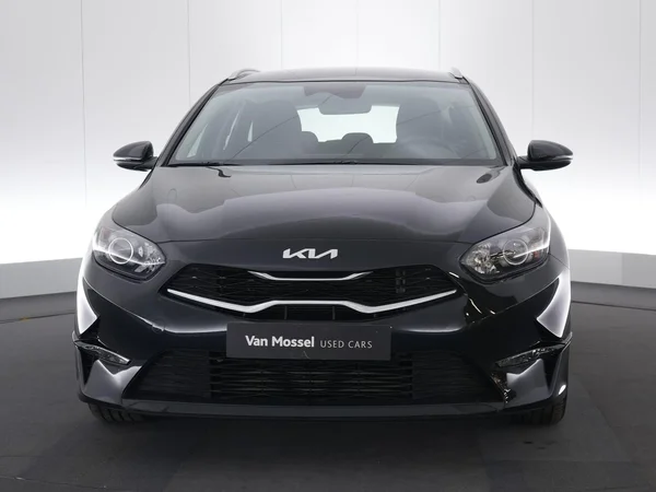 Kia cee'd (2024) — foto 16 van 22