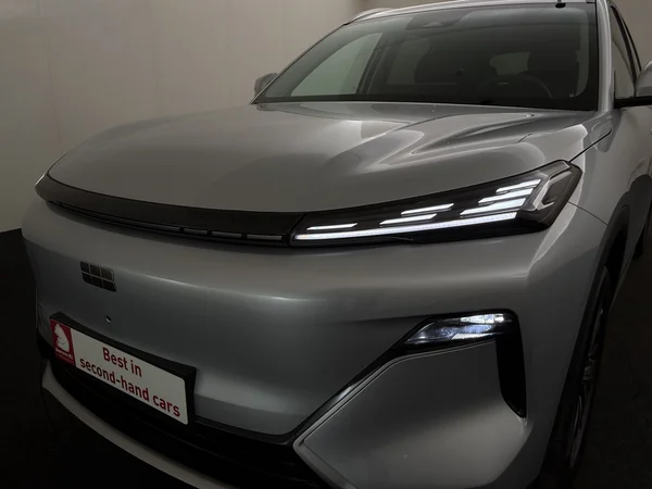 GEELY Starray EM-i (2026) — foto 22 van 29