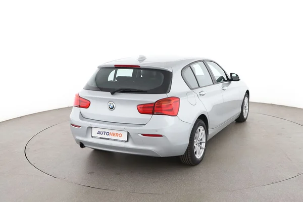 BMW 1-serie (2016) — foto 12 van 16